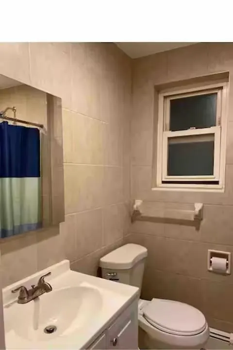 Laguardia Room 2 Nova Iorque 0*,  Estados Unidos da América